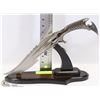 Image 1 : FANTASY KNIFE WITH DISPLAY STAND