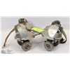 Image 1 : VINTAGE ROLLERBLADES