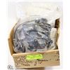 Image 1 : 6 NORTH HALF MASK RESPIRATORS , ASSORTED SIZES