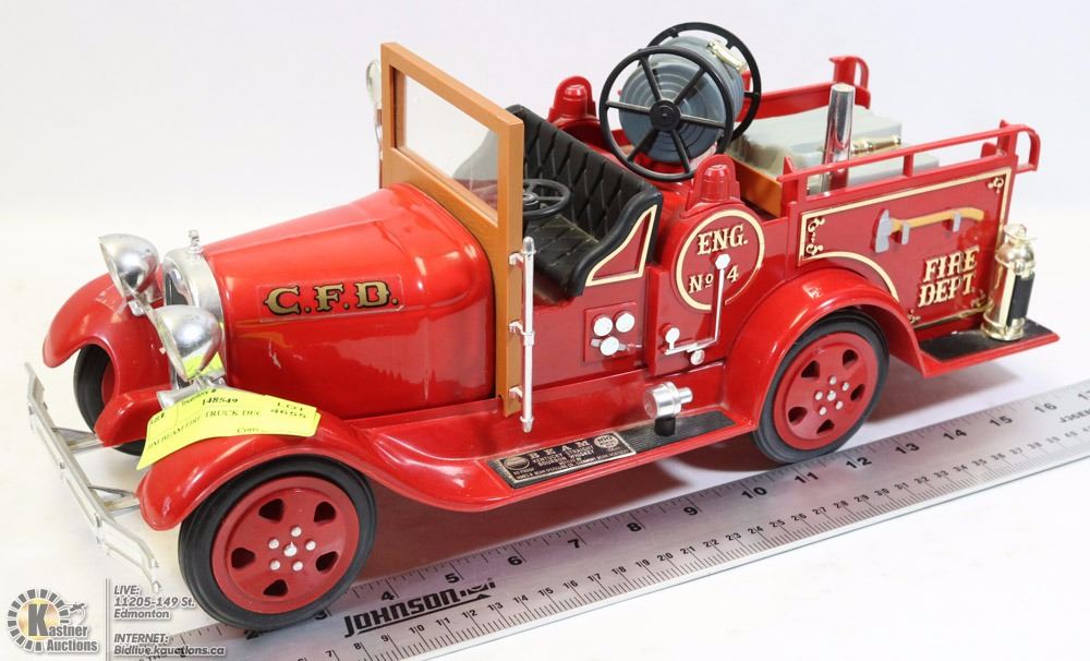 JIM BEAM FIRE TRUCK DECANTER