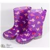 Image 1 : PAIR OF GIRLS LITE-UP RUBBER BOOTS SIZE 6