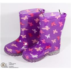PAIR OF GIRLS LITE-UP RUBBER BOOTS SIZE 7
