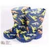 Image 1 : PAIR OF BOYS LITE-UP RUBBER BOOTS SIZE 6