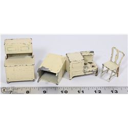 VINTAGE TOOTSIE TOYS