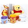 Image 1 : FLAT OF WINNIE THE POOH AND TIGGER ITEMS