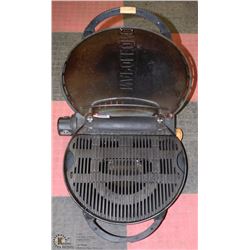 NAPOLEAN OUTDOOR GAS GRILL