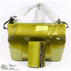 GREEN SNAKE SKIN STYLE HANDBAG WITH SHOULDER STRAP