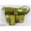 Image 1 : GREEN SNAKE SKIN STYLE WITH ROUND CLASP AND WALLET