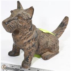 CAST IRON DOG ORNAMENT OR DOOR STOP