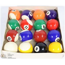 BILLIARD BALL SET
