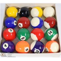 BILLIARD BALL SET