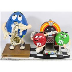 A PAIR OF COLLECTIBLE M&M CANDY DISPENSERS