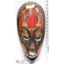 WOOD AFRICAN MASK