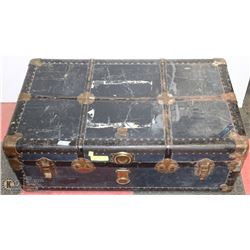 STEAMER TRUNK 21"X35"X12"H