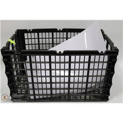 TOTE WITH LAMINATED SIGN PAPERS