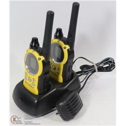 PAIR OF MOTOROLLA 2 WAY RADIOS WITH CHARGING BASE