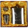 Image 1 : EAGLE ETCHED FLASK GIFT SET