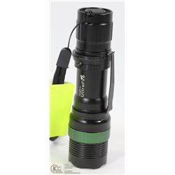 5000 LUMEN 3 CELL TACTICAL LED FLASHLIGHT WITH 3