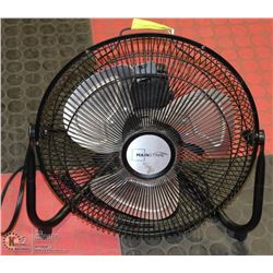 METAL MAIN STAYS TABLE TOP FAN