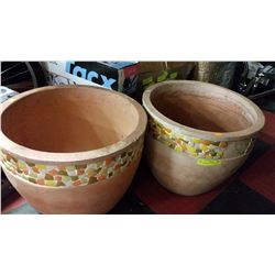 PAIR OF EXTRA LARGE POTTERY PLANTER POTS 17"X17"