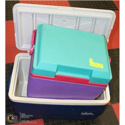 2 COOLERS INCLUDING THERMOS COLORFUL ONE AND