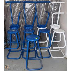 LOT OF 13 WHITE AND BLUE METAL BAR STOOLS