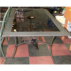 66"X40" GLASS TOP PATIO TABLE WITH UMBRELLA
