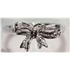 Image 1 : #38-14K WHITE GOLD DIAMOND BOW RING