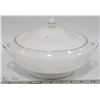 Image 1 : WEDGEWOOD SIGNET PLATINUM 10" ROUND