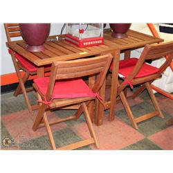 SOLID CEDAR FOLD-OPEN PATIO/CAMPING