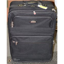 BLACK AMERICAN TOURISTER SUITCASE ON WHEELS