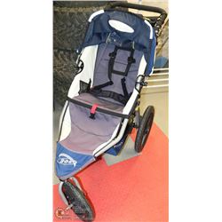 REVOLUTION BOB STROLLER