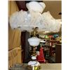 Image 1 : VINTAGE MILK GLASS LAMP