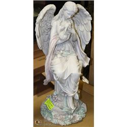 ANGEL GARDEN ORNAMENT