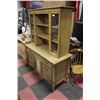Image 1 : 2 PIECE HUTCH