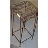 Image 1 : VINTAGE STYLE METAL PLANT STAND