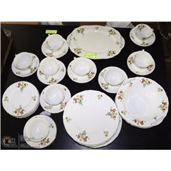 SET OF ALFRED MEAKIN ENGLAND CHINA DISHES