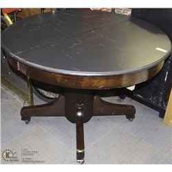 ANTIQUE PEDESTAL WOOD TABLE 45" ACROSS