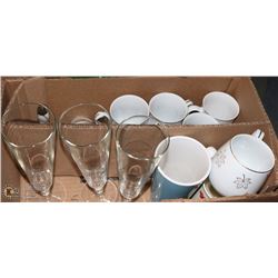 LOT OF COLLECTIBLES INCL CANADA MUG, POINSETTA MUG