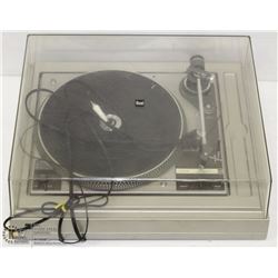 DUAL RECORD PLAYER