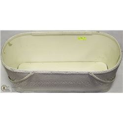 VINTAGE STEEL HANDLED BASSINET