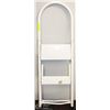 Image 1 : STEP LADDER