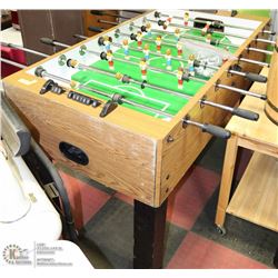 FULL SIZE FOOSEBALL TABLE WITH ALL COMPONENTS