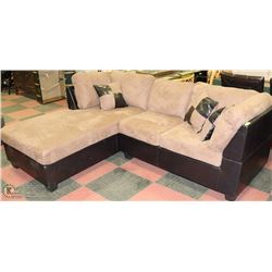 2 TONE FABRIC SECTIONAL-SMALL REPAIR