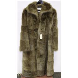 ESTATE MEDIUM 3/4 LENGTH BEAVER FUR COAT FROM
