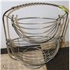 Image 1 : METAL 2 TIER FRUIT BASKET