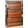 Image 1 : 3PC STACKING WOOD STYLE CHESTS