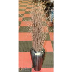 19" HIGH BLACK,GREY AND WHITE GLASS VASE WITH