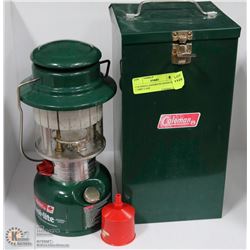 COLEMAN LANTERN IN HANDLED CARRY CASE