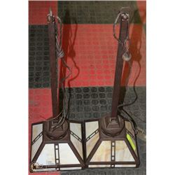 SET OF 2 HANGING LIGHT FIXTURES